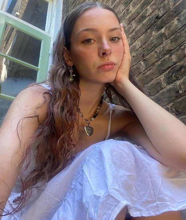 ⚡ WEDNESDAY FEATURED ARTIST — HOLLY HUMBERTSON ⚡