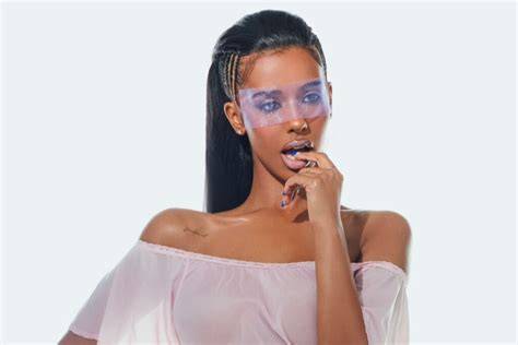🔥 THE WEEKLY TEN | FEATURED ALBUM REVIEW Chxrry – U, Me & My Ego LISTEN NOW!